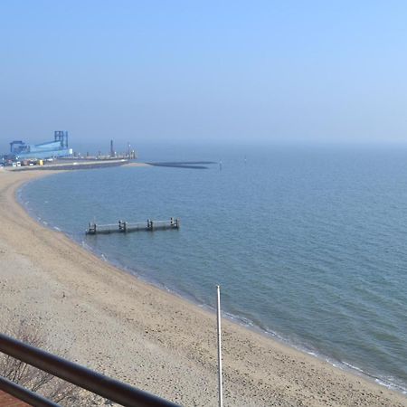 Ferienwohnung Im Strandhotel Wyk auf Föhr Екстериор снимка