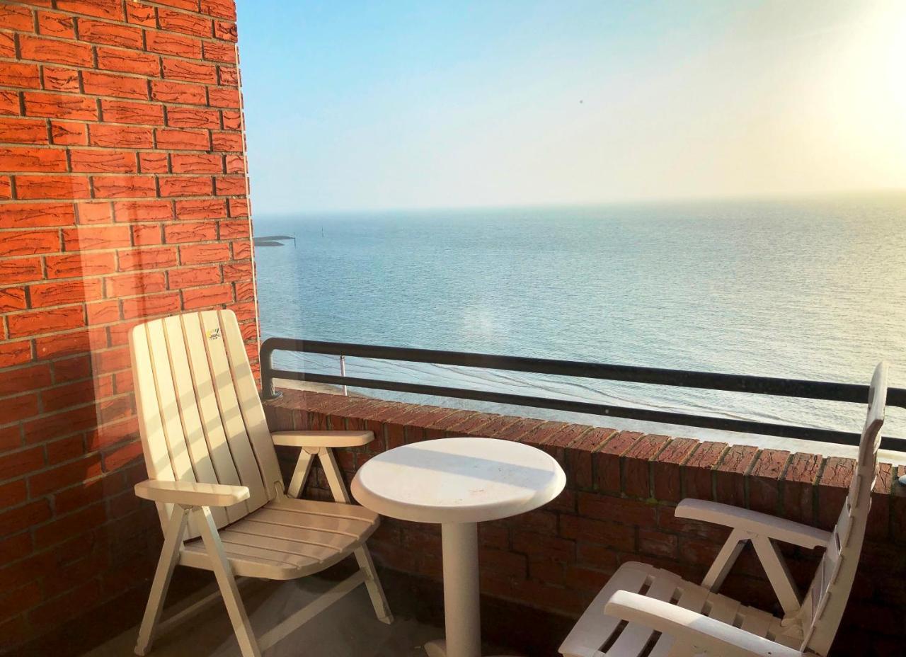 Ferienwohnung Im Strandhotel Wyk auf Föhr Екстериор снимка