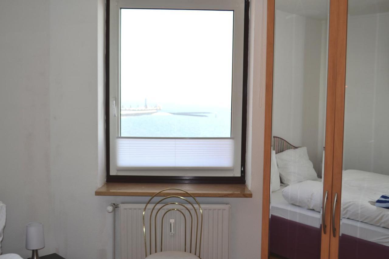 Ferienwohnung Im Strandhotel Wyk auf Föhr Екстериор снимка