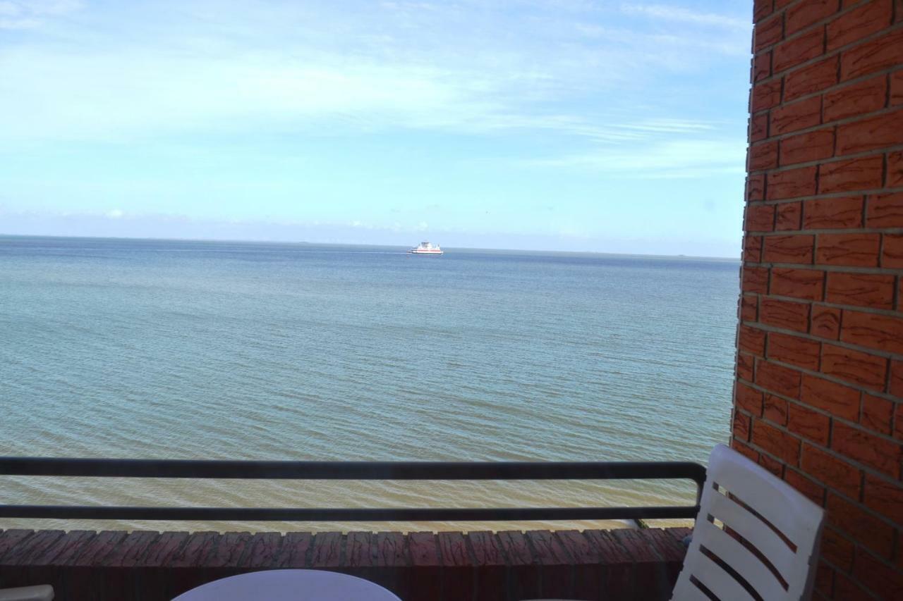 Ferienwohnung Im Strandhotel Wyk auf Föhr Екстериор снимка
